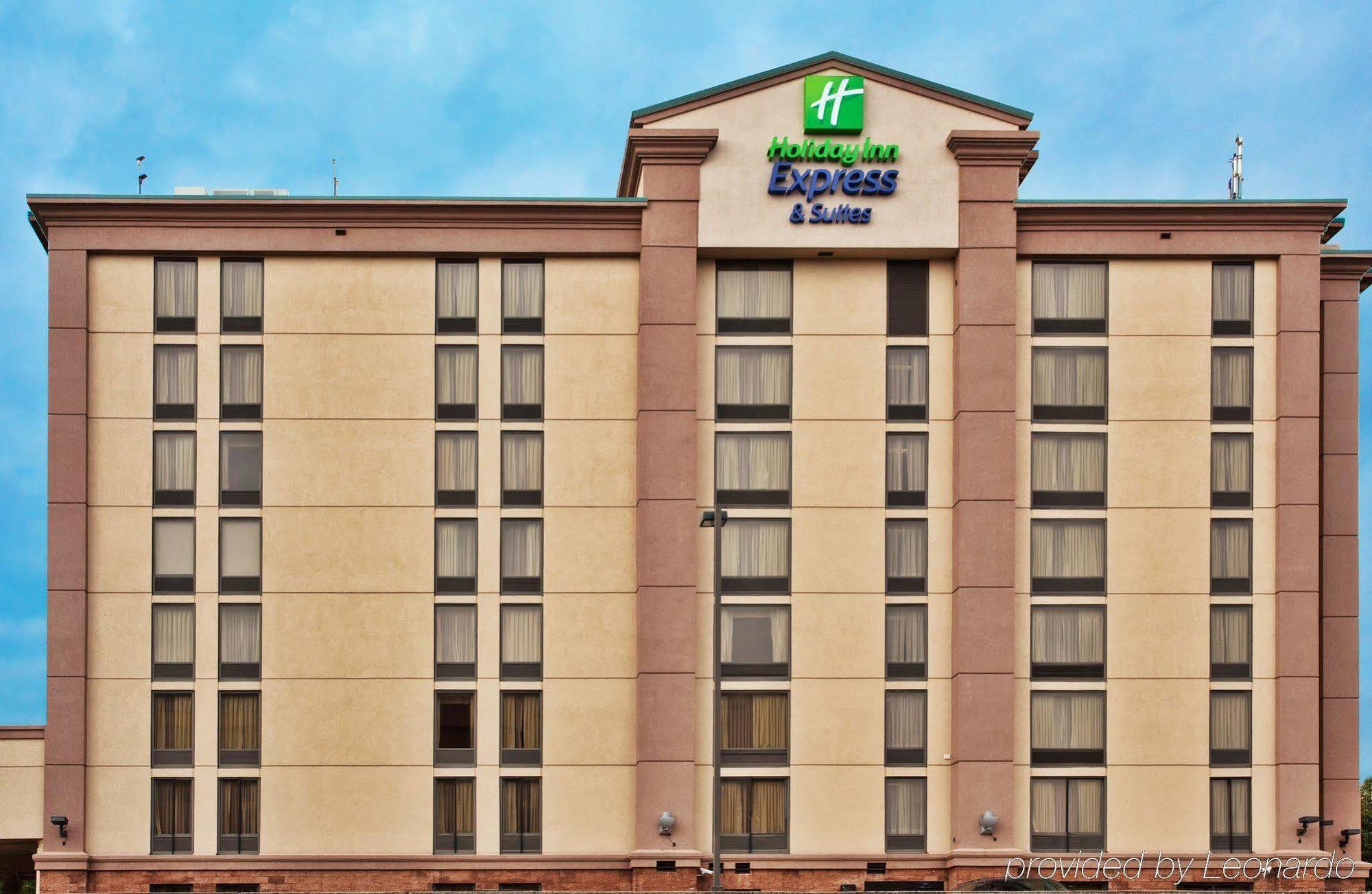 Holiday Inn Express & Suites Atlanta Perimeter Mall Hotel, An Ihg Hotel Sandy Springs Exterior photo